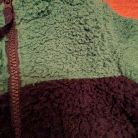 Primary Fleece (2) - Picture 3 of 4